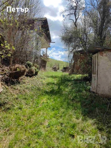 Продаваме наследствена вила(къща) на 45 км от София, снимка 8 - Къщи - 52663804