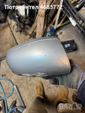 Пукната Капачка за ляво огледало на Мерцедес Mercedes W211 само за 20лв. A2038101664, снимка 2 - Части - 52808708