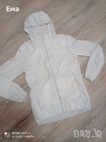 Тънко бяло яке, S/M размер, снимка 1 - Якета - 45334100