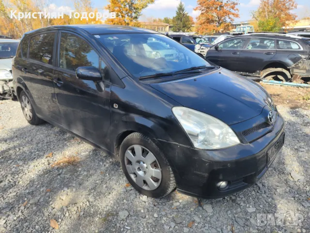 Toyota Corolla Verso 2.2 136кс на части тойота корола версо, снимка 4 - Части - 47839558