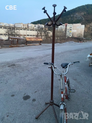 Заглавие: Стар сгъваем велосипед Universal – ретро, полски  Описание: Продавам ретро сгъваем велосип, снимка 5 - Велосипеди - 53840397