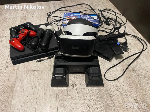 Ps 4 slim 1 TB с 2 игри, 2 джойскика, 2 move джойстика, VR, камера и подставка