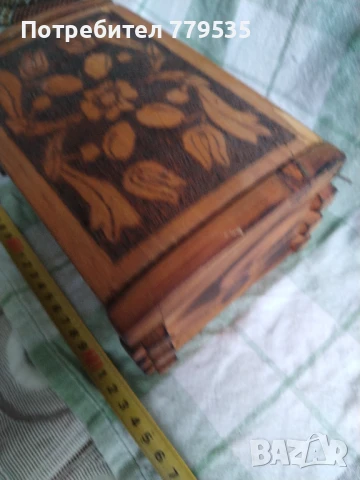 СТАРА ДЪРВЕНА КУТИЯ, снимка 4 - Други ценни предмети - 50529477