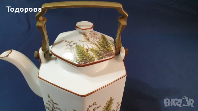 Порцеланов чайник с месингова дръжка и  флорални двустранни мотиви, снимка 7 - Сервизи - 53659987