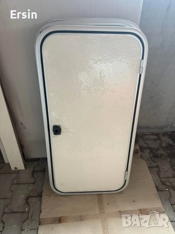 Оригинални странични алуминиеви врати за Кемпер и Караван (чисто нови), снимка 2 - Къмпинг мебели - 51882886