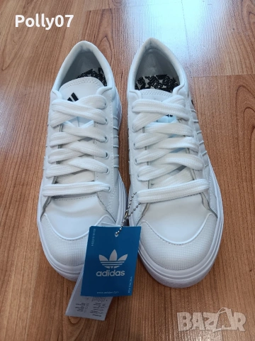 Дамски Кецове Adiddas, снимка 3 - Маратонки - 53753667