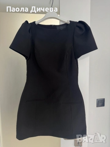 Черна рокля Zara