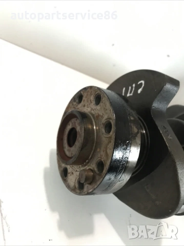 Колянов вал за Mercedes R601 Sprinter 308 2.3D (1998) D23 , снимка 2 - Части - 53984253