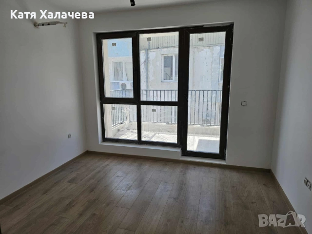 Продавам Панорамен двустаен апартамент -в гр. Варна , ж.к. Бриз. Апартамента е на ет. 3 / 6 , в нова, снимка 4 - Апартаменти - 53615208