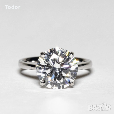 Годежен диамантен пръстен