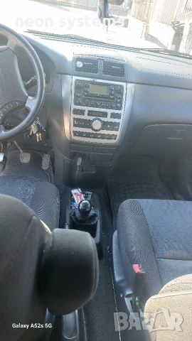 Тойота Авенсис Версо 2005 г -2000куб.4+1 Бензин -Газ с регистрация, снимка 13 - Автомобили и джипове - 53756220