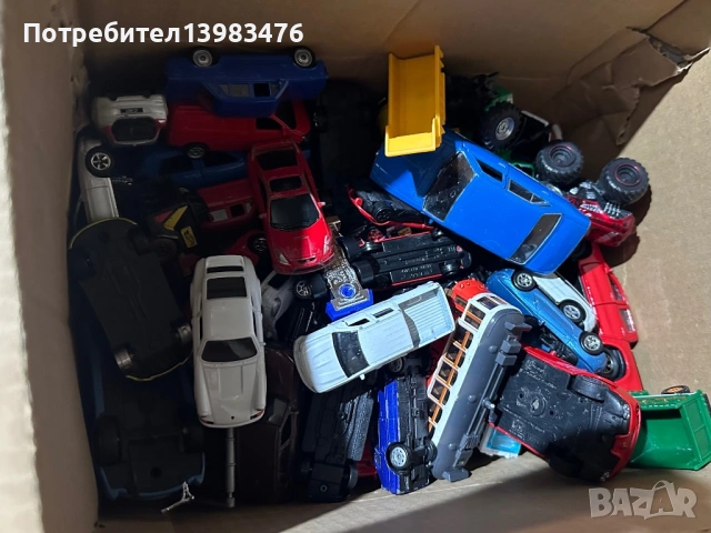 Колички Hot wheels, Matchbox, Welly, снимка 9 - Коли, камиони, мотори, писти - 54073339