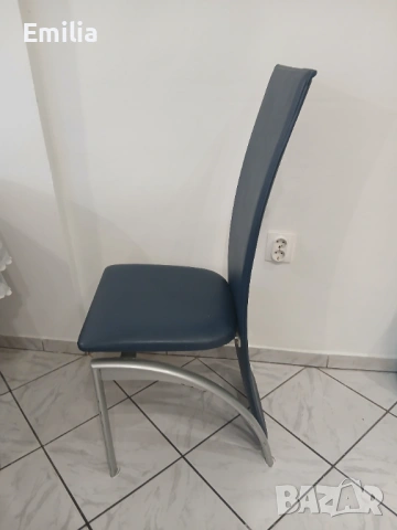 4 броя столове, снимка 2 - Столове - 53028799
