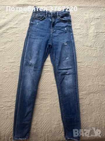 Тъмно сини дънки Stradivarius с висока талия