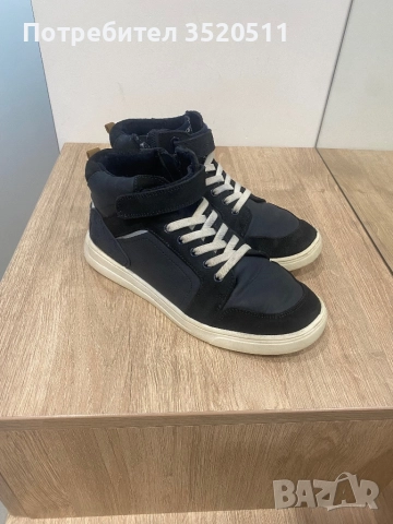 Сникърси Mayoral 36 номер, снимка 2 - Детски боти и ботуши - 52827012