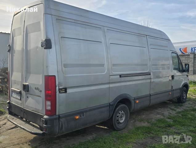 Продава се Ивеко Дейли 35 S 14, 2004г, снимка 5 - Бусове и автобуси - 52889646