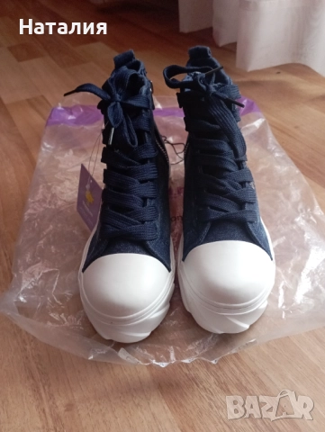 Високи маратонки , снимка 4 - Детски маратонки - 52463849