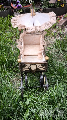 Антична количка за кукли, снимка 3 - Колекции - 54149569