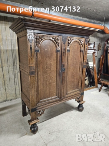 Антикварен Фризийски гардероб, снимка 2 - Гардероби - 53712696