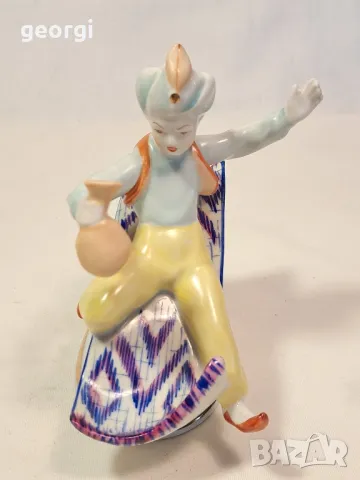 Hollohaza унгарска порцеланова фигура Аладин и летящото килимче, снимка 4 - Колекции - 49779752