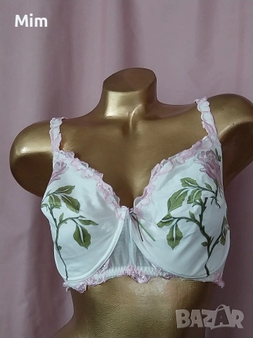 Lise CHARMEL 85 E Бял сутиен на цветя , снимка 5 - Бельо - 53028190