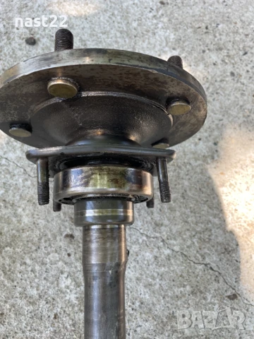 Задни полуоски  Сузуки Витара 2.0 V6 132 к.с 37/8, снимка 2 - Части - 51109490