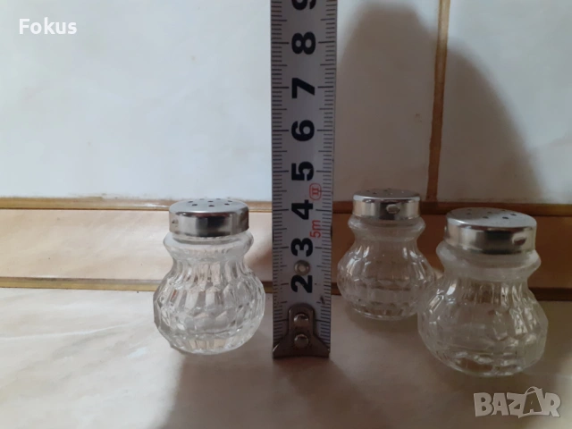 Комплект малки стъклени солнички 3 бр., снимка 6 - Антикварни и старинни предмети - 53347473