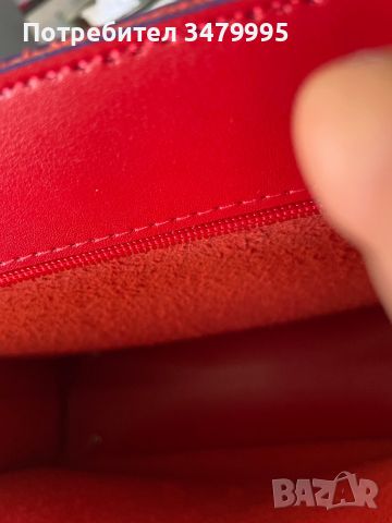 Нова червена чанта от ест кожа.Твърда много удобна , снимка 3 - Чанти - 46456499