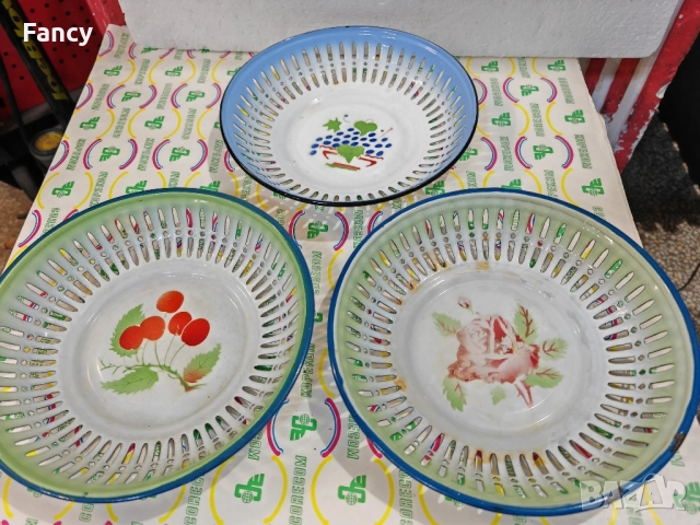 Емайлирани гевгири/панерки , снимка 2 - Съдове за готвене - 52329740