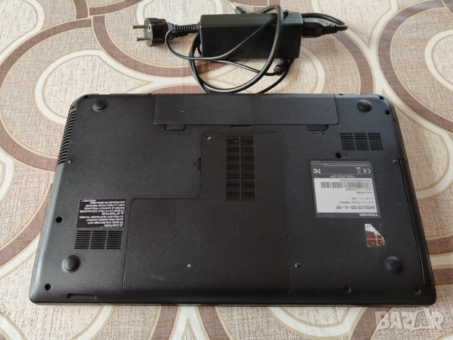 Лаптоп Toshiba Satellite C55-A, снимка 3 - Лаптопи за дома - 53961578