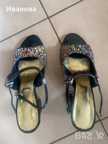 Дамски сандали Gabina/Oh, my sandals и златиста чанта-торба естествена кожа, снимка 11 - Сандали - 53755296