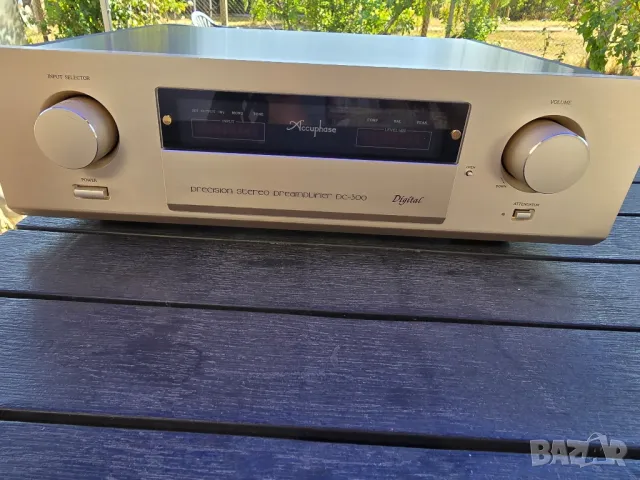 Продавам Accuphase DC 300, снимка 11 - Ресийвъри, усилватели, смесителни пултове - 47479042