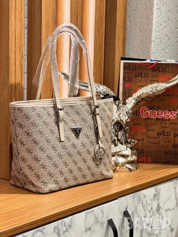 дамски чанти guess gucci , снимка 4 - Чанти - 46910374