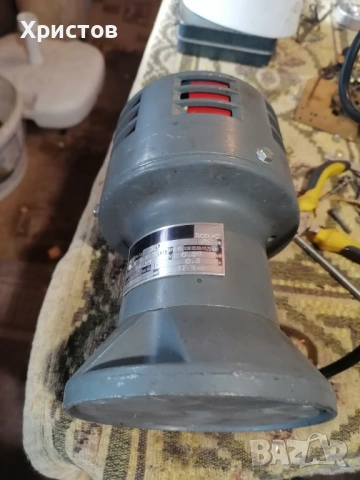 Продавам Ел. сирена, снимка 2 - Други машини и части - 54065607