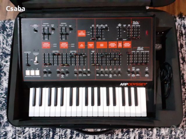 Korg ARP Odyssey (slim keys), снимка 1 - Синтезатори - 45546015