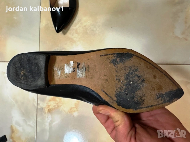 Подарявам - дамски черни обувки Бизаро Bizzarro номер - 35 стелка - 23см. ток - 1,5см., снимка 4 - Дамски ежедневни обувки - 53806255
