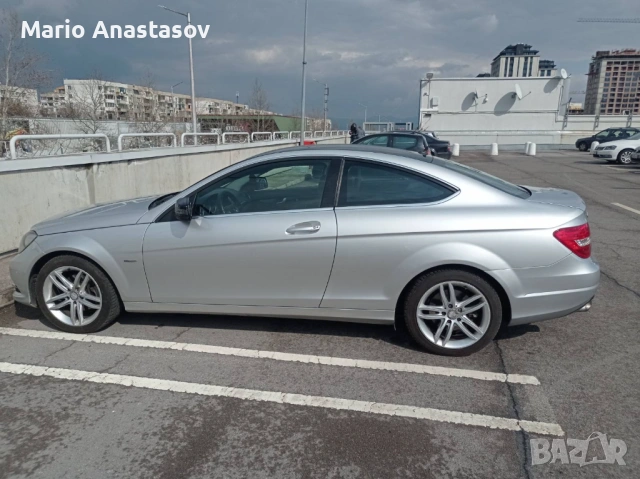 Продавам Mercedes C220 КУПЕ 2013 година, facelift., снимка 9 - Автомобили и джипове - 53725216