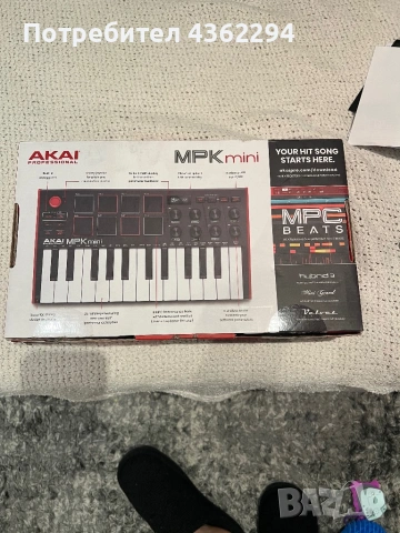 Akai MPK Mini синтезатор, снимка 4 - Ресийвъри, усилватели, смесителни пултове - 53216725