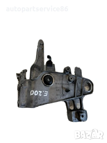 Стойка/конзола за закрепване за Mercedes W212 2.2 CDI 136Hp (2012) A6510902241