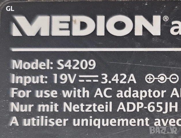 Medion akoya S4209, снимка 3 - Лаптопи за дома - 51008211