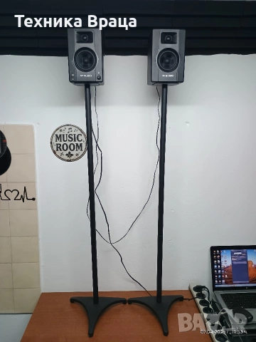 М-Audio BX3 са компактни студиен тип колони (монитори) с 3.5-инчов говорител. Изпращам видео. , снимка 2 - Тонколони - 54131688