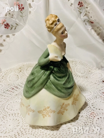 порцеланова статуетка , снимка 3 - Статуетки - 51586324