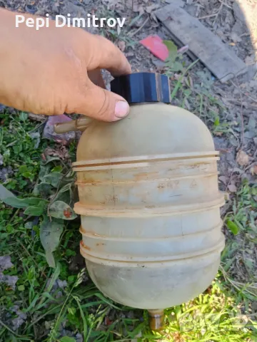 Казанче антифриз Renault Clio II Hatchback (09.1998 - 09.2005), снимка 4 - Части - 50014772