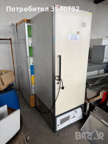 Професионален фризер