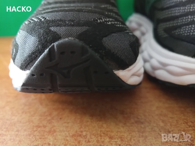 MIZUNO WAVE SKY 8 Номер 42 Стелка 27 см. 100% Оригинални Внос от Англия, снимка 6 - Маратонки - 50849642