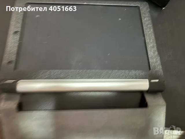 Продава се таблет с калъф Lenovo Yoga Tablet 10, снимка 5 - Таблети - 47031137