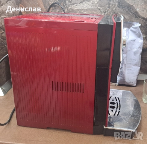 Кафеавтомат Delonghi Perfecta , снимка 4 - Кафемашини - 52263704