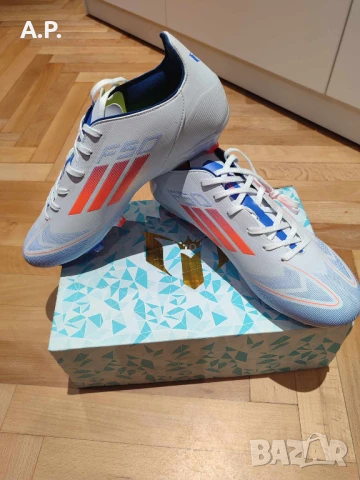 Бутонки, футболн обувки Adidas F50, Messi Лионел Меси, 44 номер НОВИ !