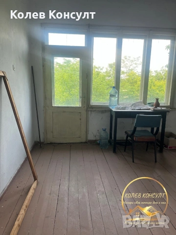 Двуетажна къща село Гранит, снимка 5 - Къщи - 53342684