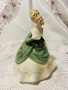 порцеланова статуетка , снимка 3